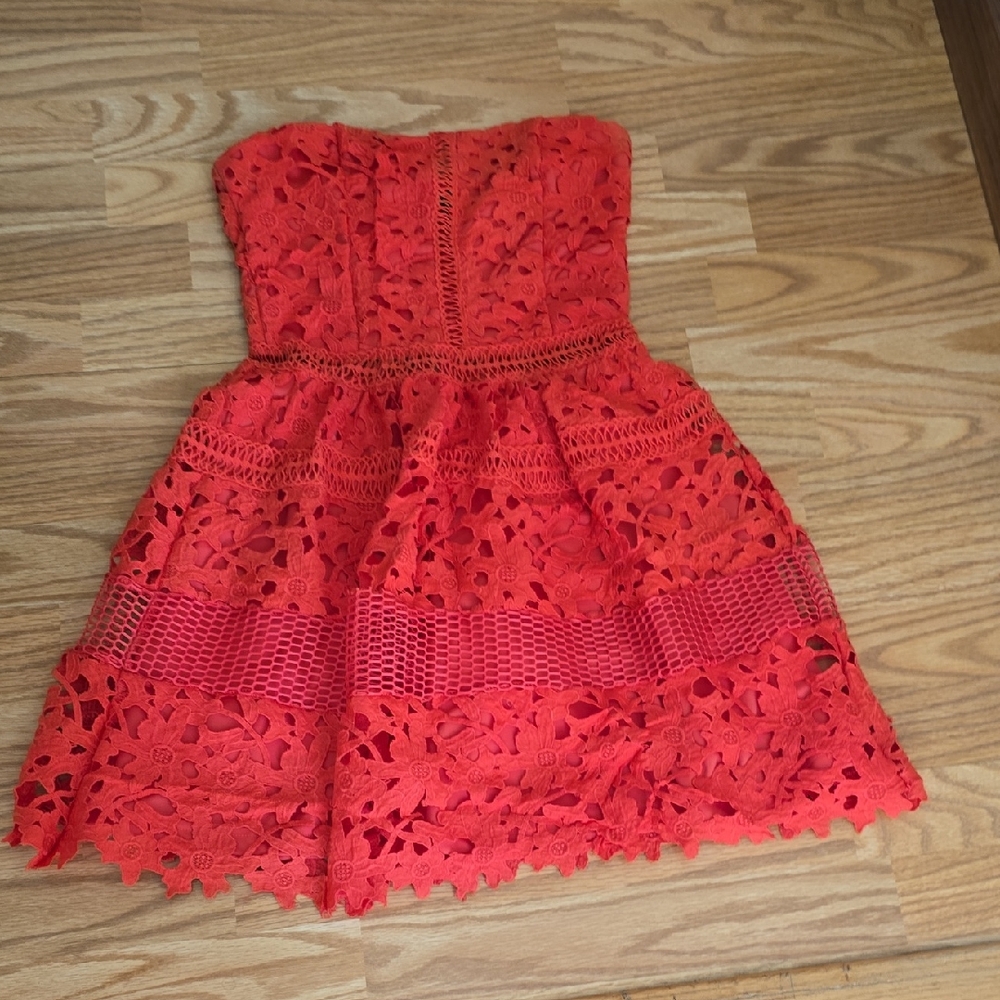 Romeo & Juliet Couture Strapless Coral Lace Dress